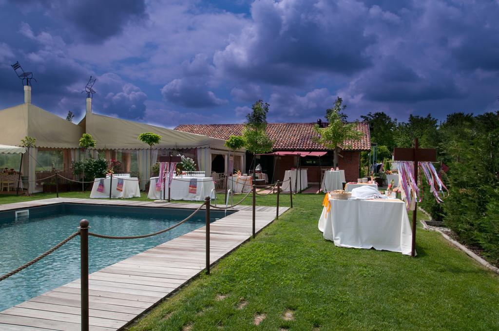 La Commedia Della Pentola Guest House Lu (Piedmont) Ngoại thất bức ảnh